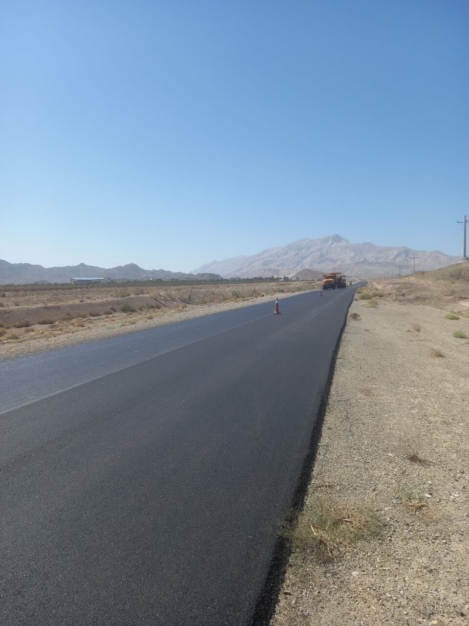 لکه‌گیری و بهسازی مسیر بیش از ۳۲۰ کیلومتر از راه‌های روستایی استان سمنان در ۶ ماهه اول سال ۱۴۰۳