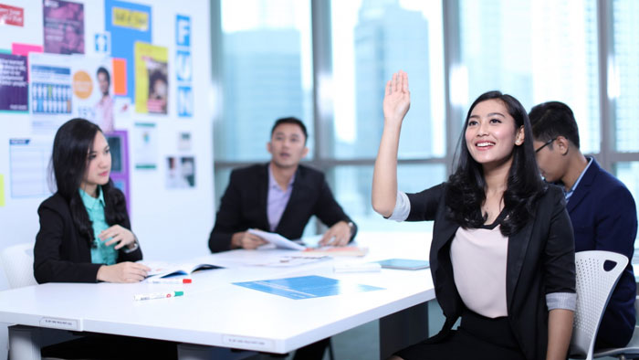 دوره مکالمه انگلیسی برای تقویت اعتمادبه نفس در صحبت کردن