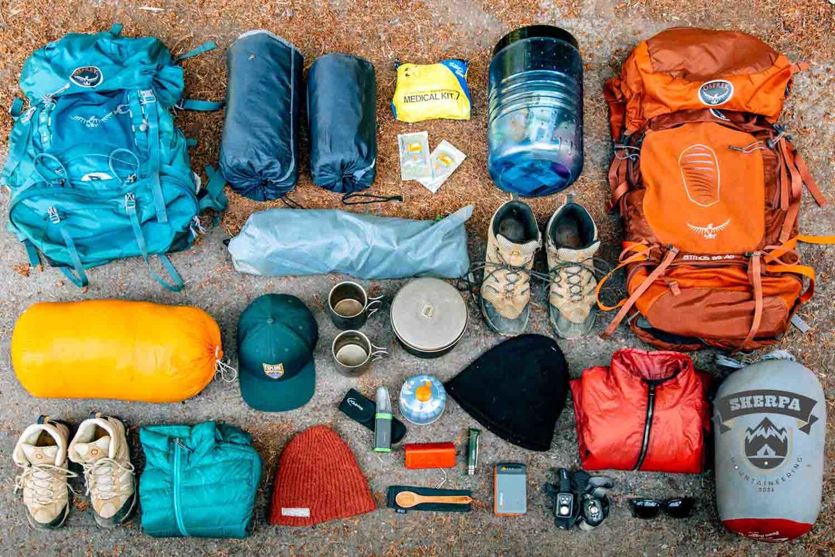 کمپینگ در پاییز؛ از انتخاب چادر تا لباس مناسب آب وهوای سرد