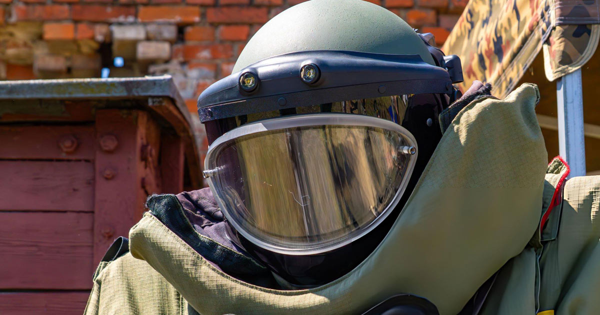 لباس ضد حریق و ضدانفجار